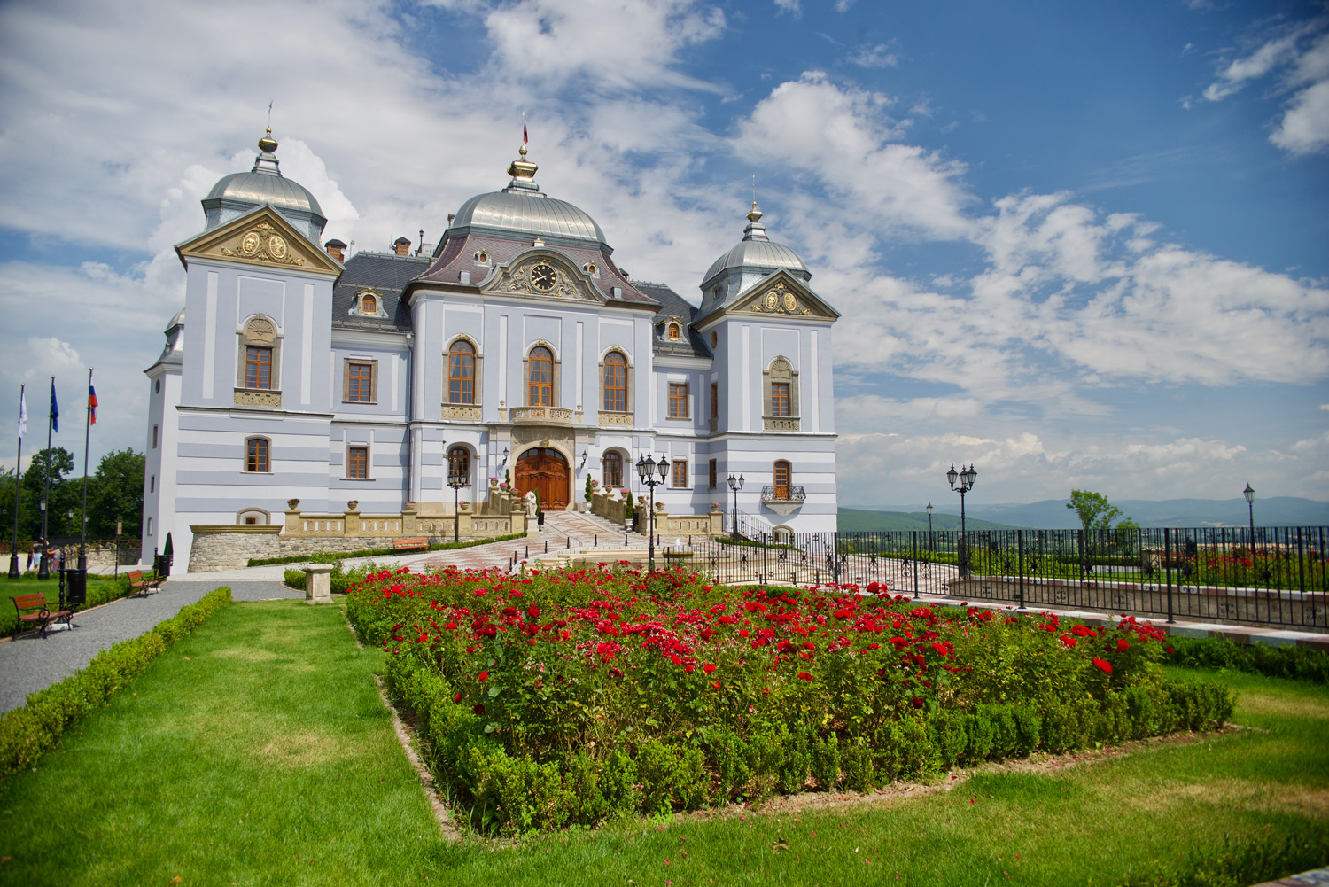 HOTELOVÉ A ŠPORTOVO RELAXAČNÉ SLUŽBY